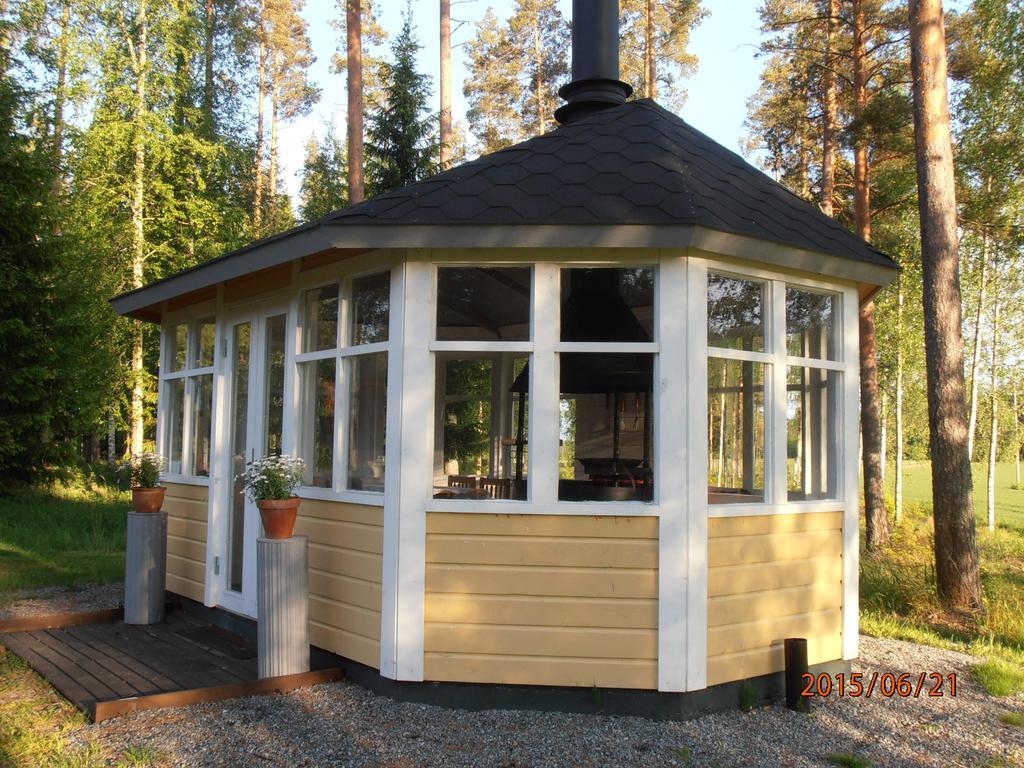 Kalliomajat Ylivalli Rom bilde